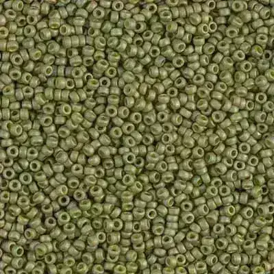 15/0 Miyuki Round Seed Beads 8.2g 15-2032, 15-2033, 15-2035, 15-2039 - Image 3