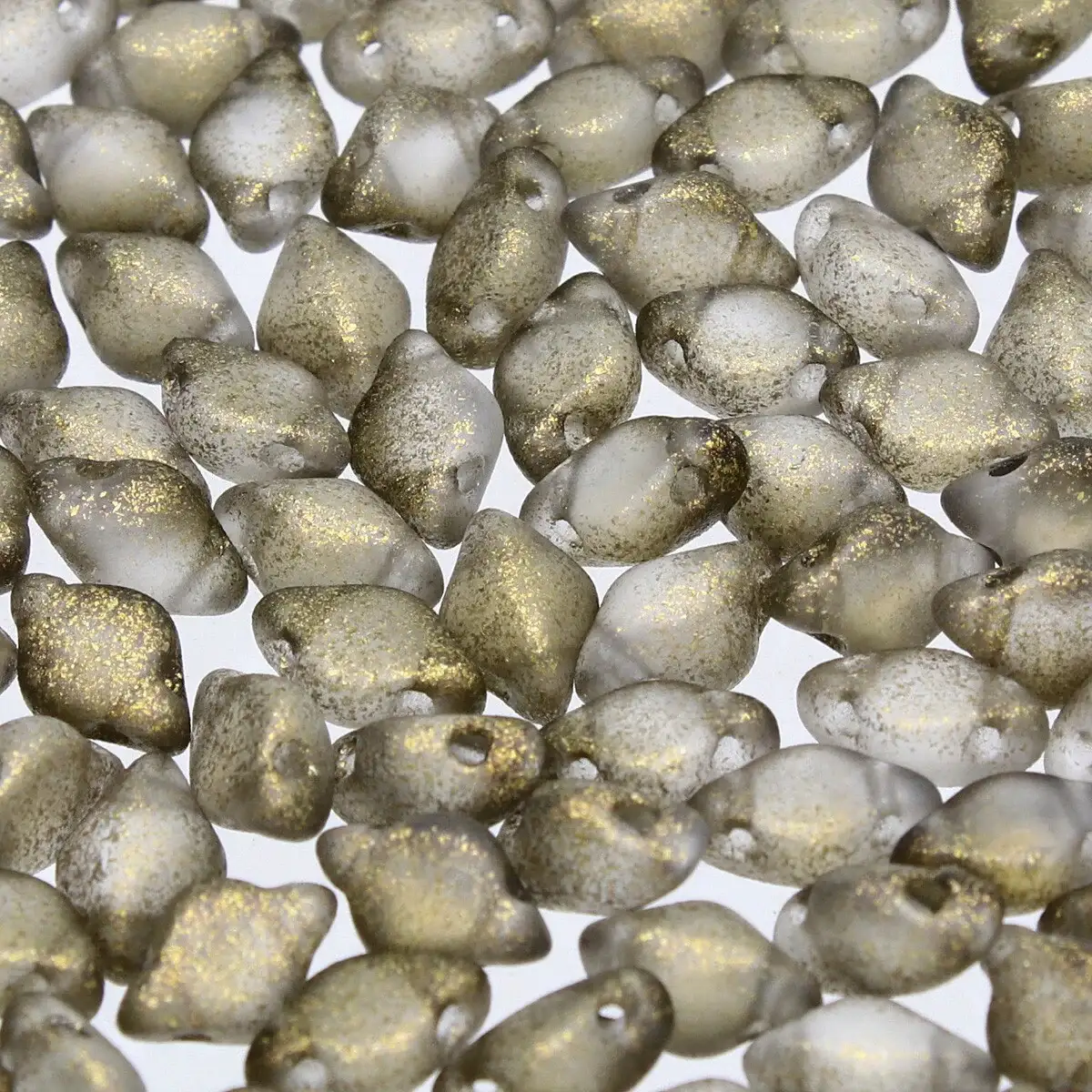 Gemduo Beads, Frozen Matte Chocolate Mint, 10g.