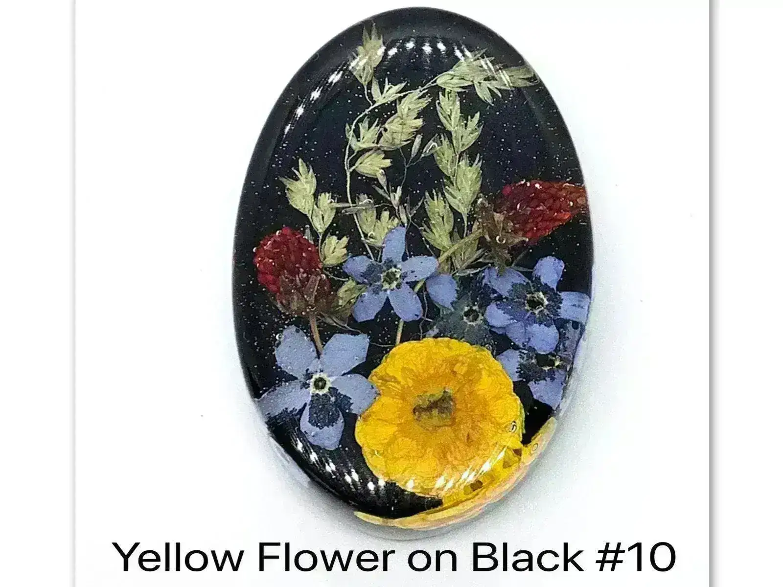 Yellow Flower on Black Resin Cabochons, Handmade with Dried Flowers - Image 10