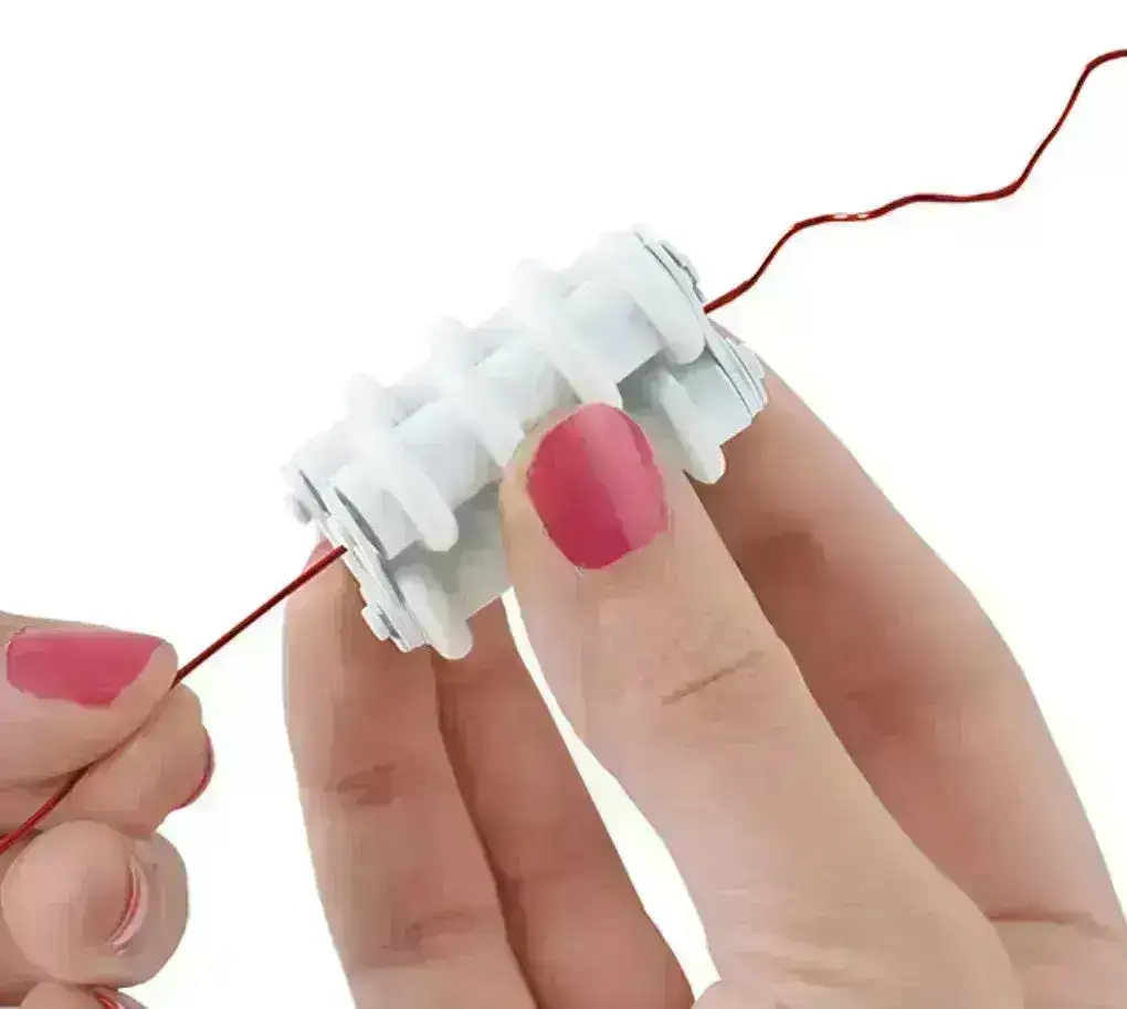 So Handy! Wire Straightener Tool - Image 3